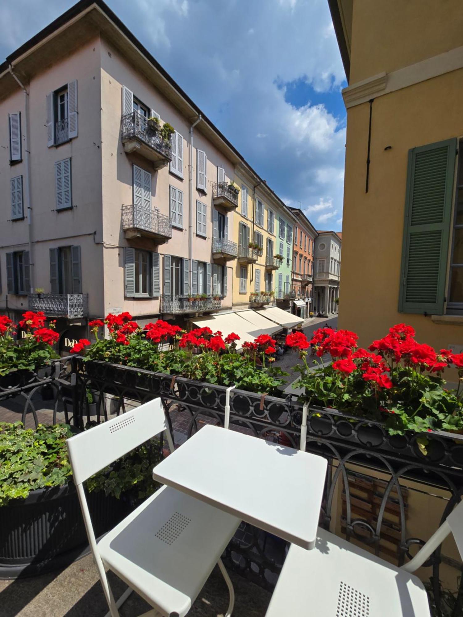 Russomanno Apartments Côme Esterno foto