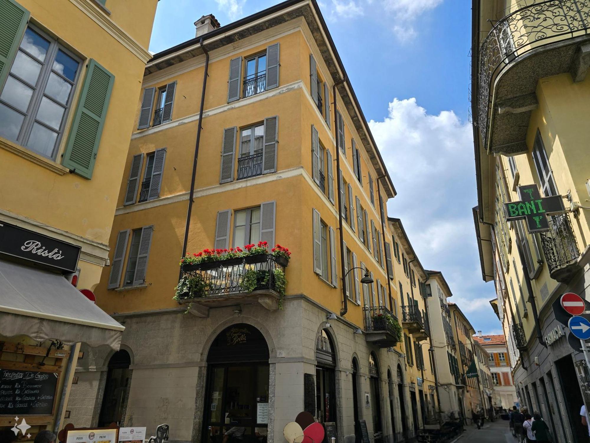 Russomanno Apartments Côme Esterno foto
